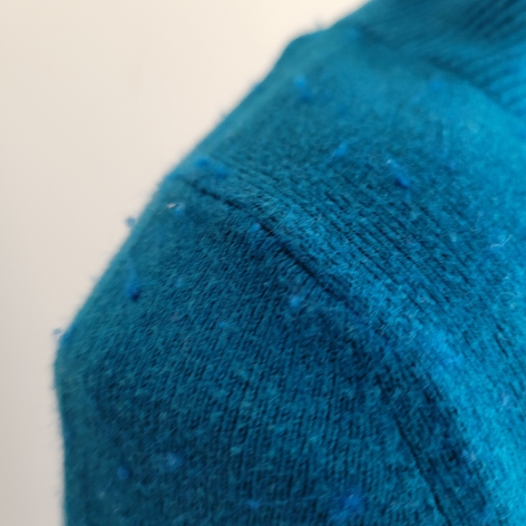 Banana Republic Petite Small V Neck Sweater Green/Blue - Picture 3 of 5